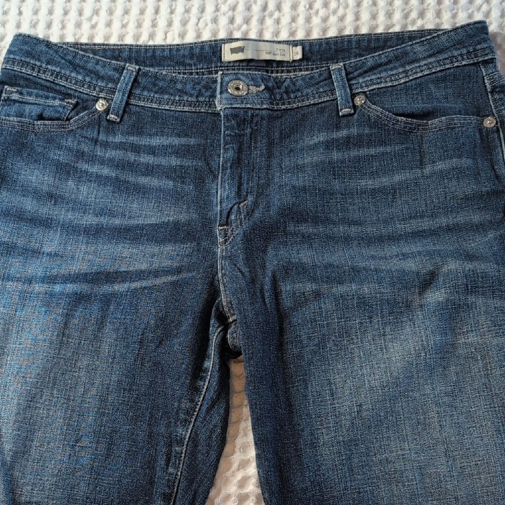 Levi's Women's Curvy 525 Boot Cut Denim Jeans